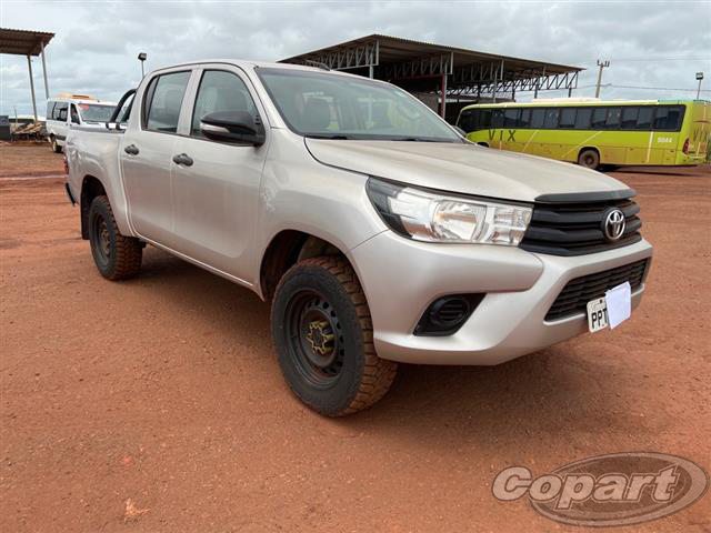 TOYOTA HILUX 2.8 STD 4X4 CD 16V DIESEL 4P MANUAL 2017